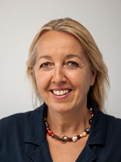 Karin Winkler, Direktorin Karin Winkler, Direktorin