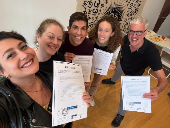 Teilnehmerinnen und Teilnehmer des Workshops