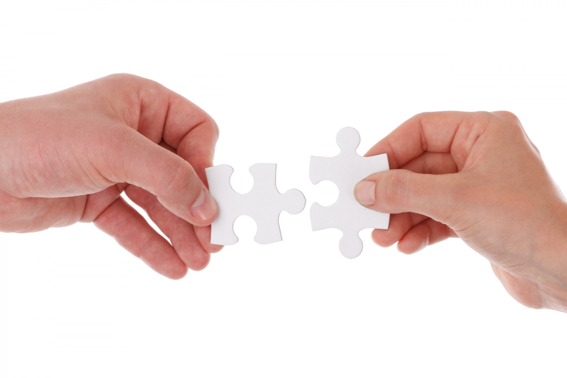 Hand in Hand Hand in Hand wird das Puzzle zusammengesetzt.